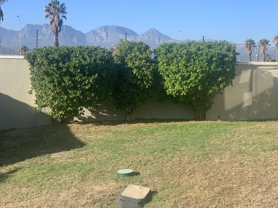 2 Bedroom Property for Sale in Greenways Golf Estate Western Cape
